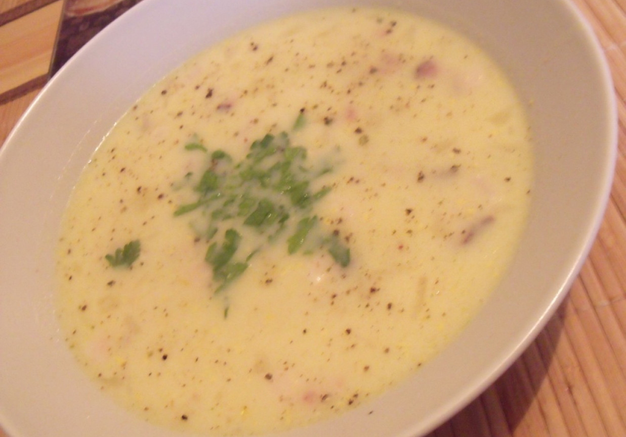 Chowder z boczkiem i kukurydzą foto