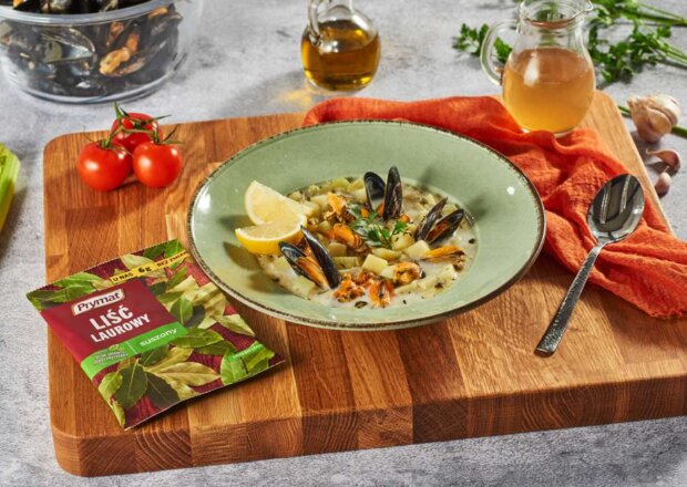 Fotografia przedstawiająca Chowder z małżami, DS XXIII, odc. 7