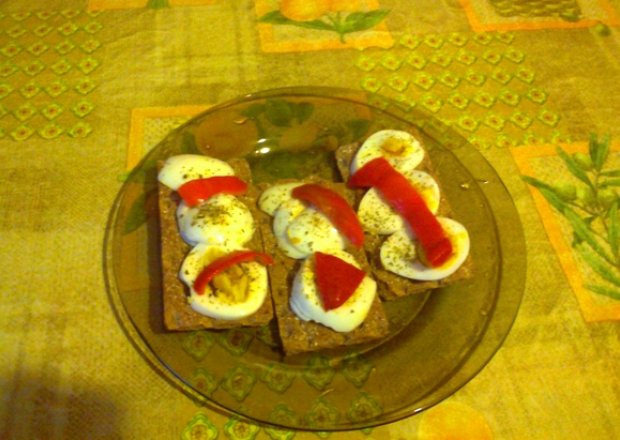 Fotografia przedstawiająca Chrupaki jajeczne z papryką