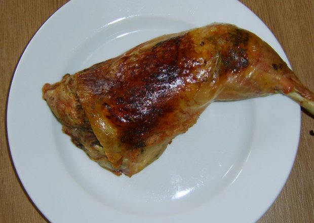 Fotografia przedstawiająca Chrupiąca ćwiartka z kurczaka