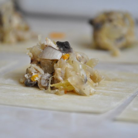 Krok 4 - chrupiące pierożki won ton foto