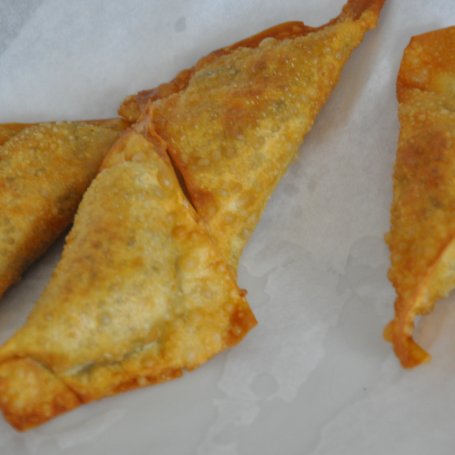 Krok 6 - chrupiące pierożki won ton foto