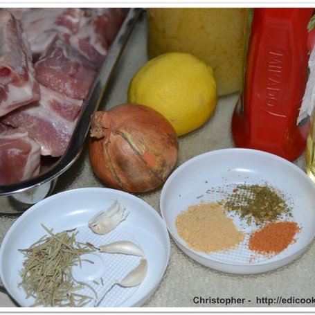 Krok 1 - Chrupiące żeberka. foto