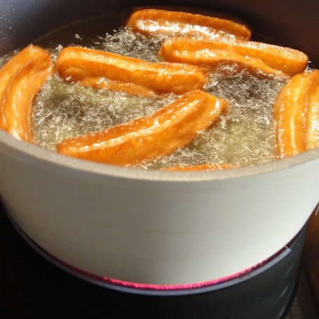 Krok 3 - Churros smażone foto