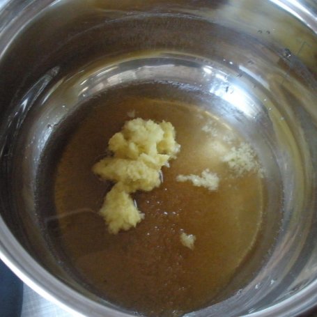 Krok 1 - Chutney imbirowo - pomidorowy z cynamonem foto