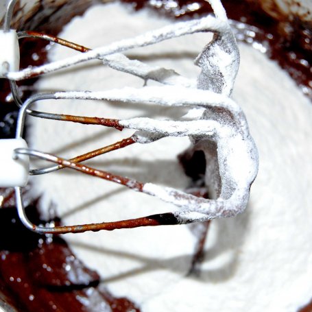 Krok 4 - Ciasteczka brownie z borówkami foto
