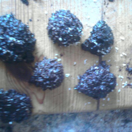 Krok 3 - Ciasteczka czekoladowe w wiórkach kokosowych foto