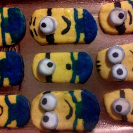 Krok 4 - ciasteczka Minionki foto