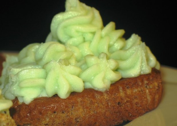 Fotografia przedstawiająca Ciasteczka niby angielskie muffinki bananowe