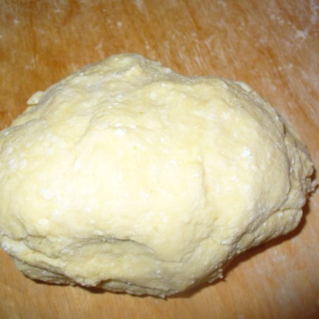 Krok 4 - Ciasteczka serowe - kurczaki foto