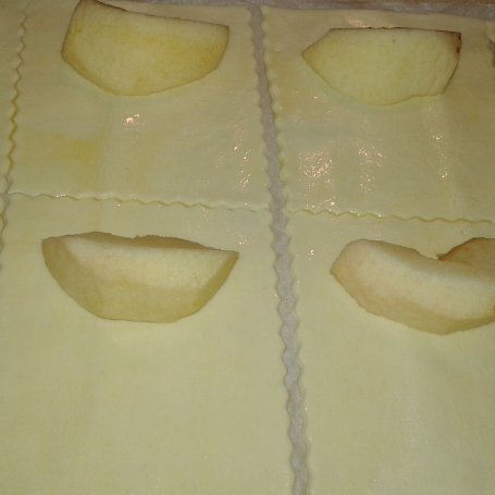 Krok 3 - Ciasteczka winogronowo - jabłkowe foto