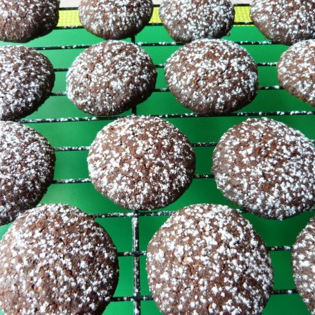 Krok 6 - Ciasteczka z czekoladą i wiórkami kokosowymi  foto