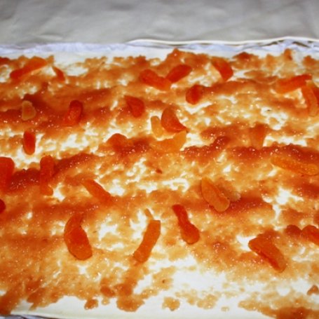 Krok 2 - Ciasteczka z jabłuszkiem pieczonym  i suszoną morelą foto