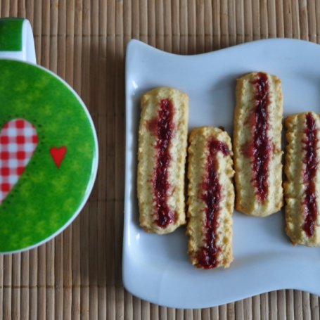 Krok 3 - Ciasteczka z maszynki do mielenia foto