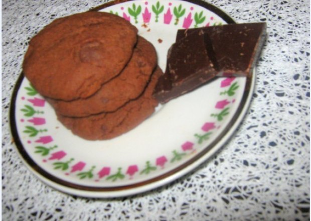 Fotografia przedstawiająca Ciastka cynamonowe z czekoladą