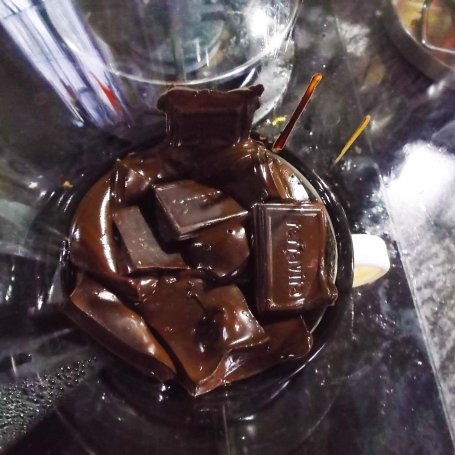 Krok 1 - Ciastka czekoladowo bakaliowe bez pieczenia foto