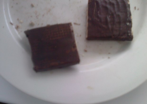 Fotografia przedstawiająca Ciastka waflowe czekoladowe