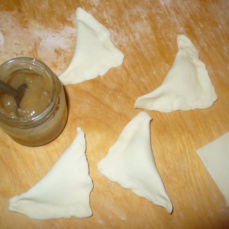 Krok 2 - Ciastka z dżemem brzoskwiniowo -jabłkowym foto