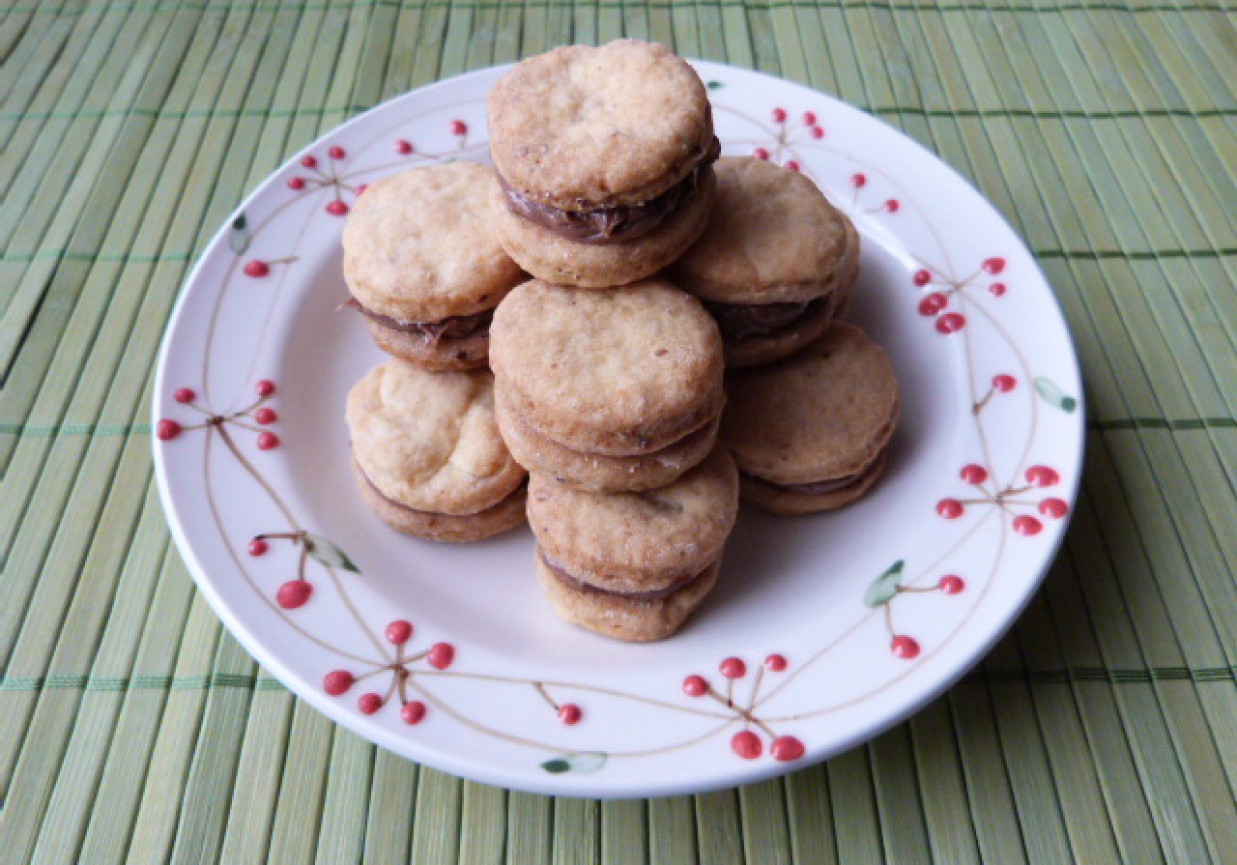 Ciastka z gotowanych żółtek foto