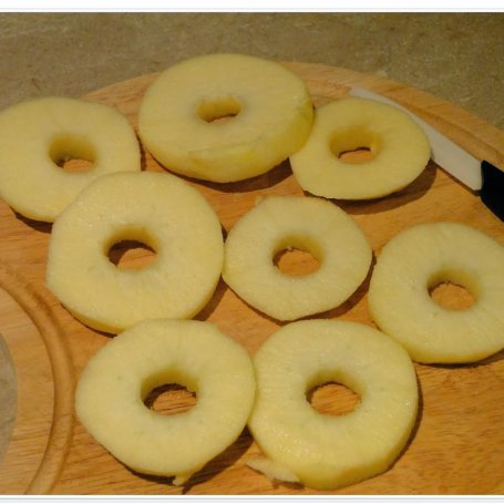 Krok 1 - Ciastka z jabłkiem i marcepanem foto