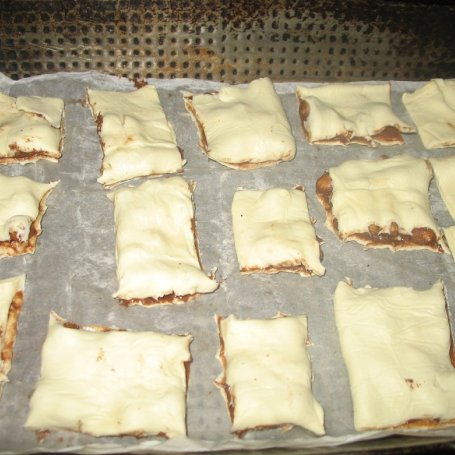 Krok 2 - Ciastka z orzechami i nutellą foto