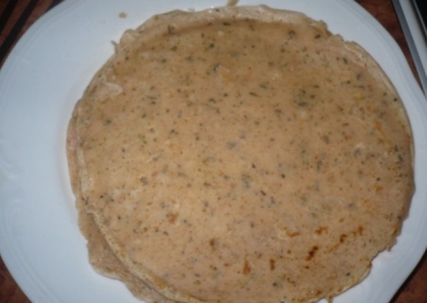 Fotografia przedstawiająca Ciasto a\'la  tortilla na ostro