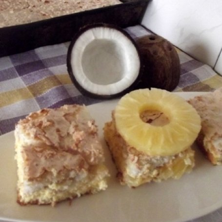 Krok 3 - Ciasto ananasowo-kokosowe foto