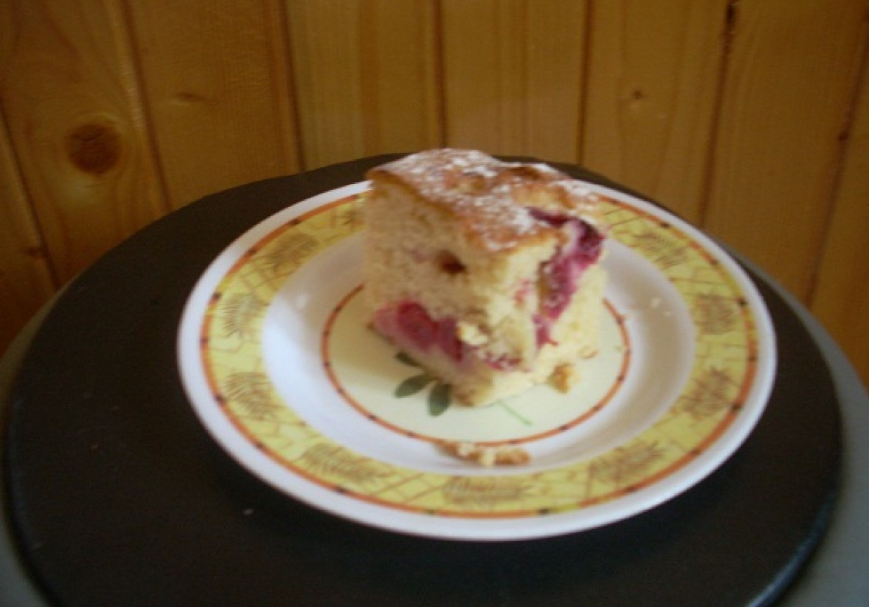 Ciasto babkowe z wiśniami foto