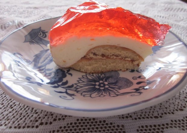 Fotografia przedstawiająca Ciasto bez pieczenia