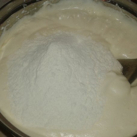 Krok 4 - Ciasto bezproszkowe w innej wersji z porzeczkami foto
