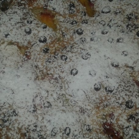 Krok 9 - Ciasto bezproszkowe w innej wersji z porzeczkami foto