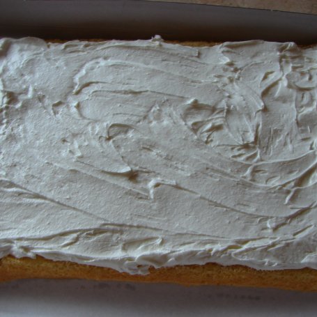 Krok 4 - Ciasto biszkoptowe z galaretką foto