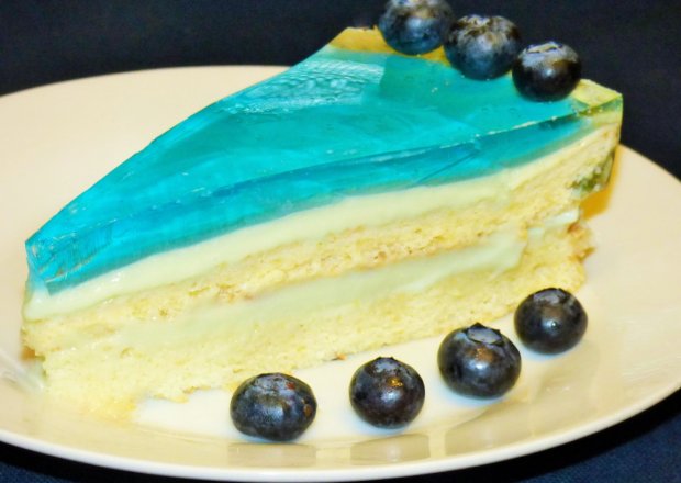 Fotografia przedstawiająca Ciasto ,,Błękitna laguna"