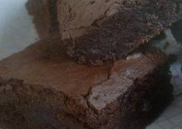 Fotografia przedstawiająca Ciasto brownie czekoladowe