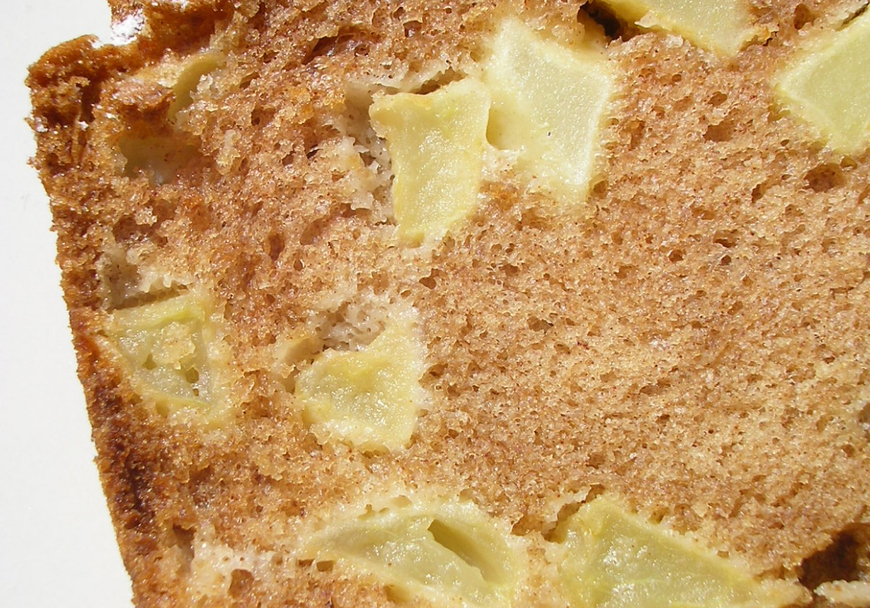Ciasto cynamonowe z jabłkami foto