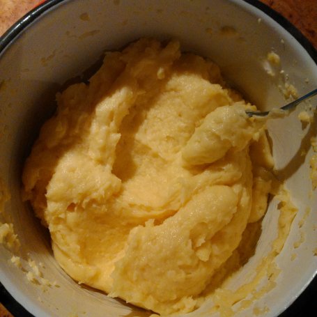 Krok 4 - Ciasto cytrynowe z ananasem. foto