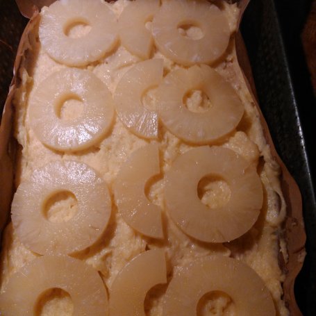 Krok 5 - Ciasto cytrynowe z ananasem. foto