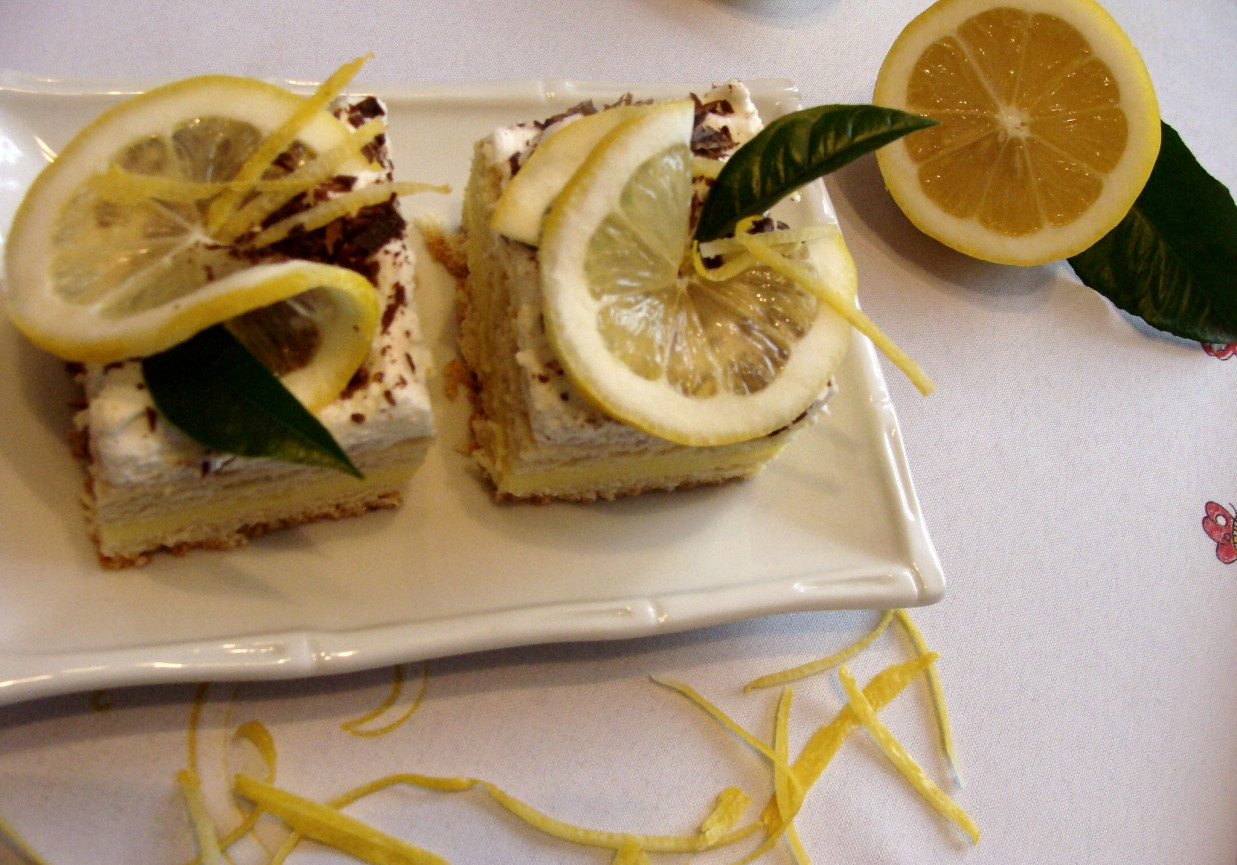 Ciasto cytrynowe foto