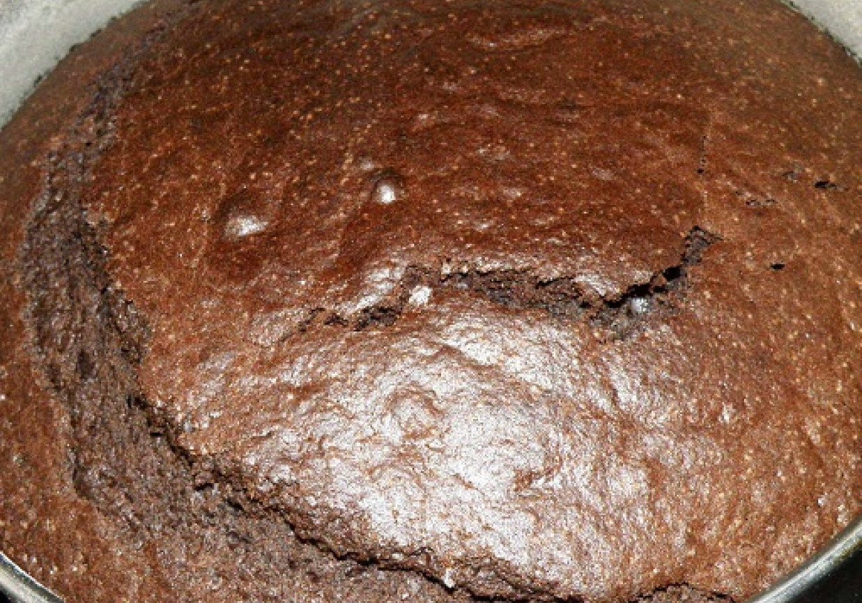 Ciasto czekoladowe bez jajek foto