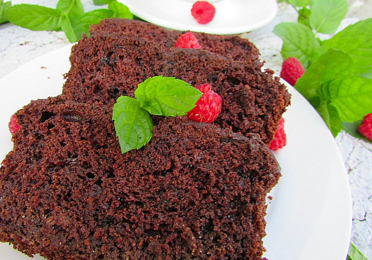 Ciasto czekoladowe -murzynek wilgotny  foto