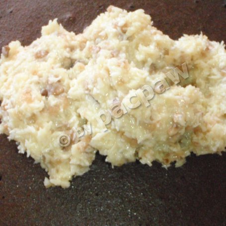 Krok 7 - Ciasto czekoladowe przekładane kremem kokosowo-orzechowym foto
