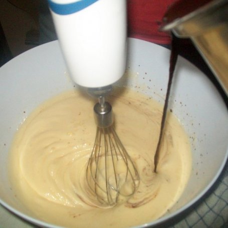 Krok 3 - Ciasto czekoladowe wg Misiabe foto