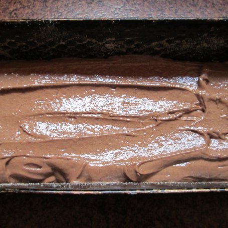 Krok 4 - Ciasto czekoladowe  z czerwonym winem foto