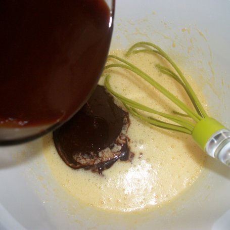 Krok 2 - Ciasto czekoladowe z karmelem wg Zub3r'a foto