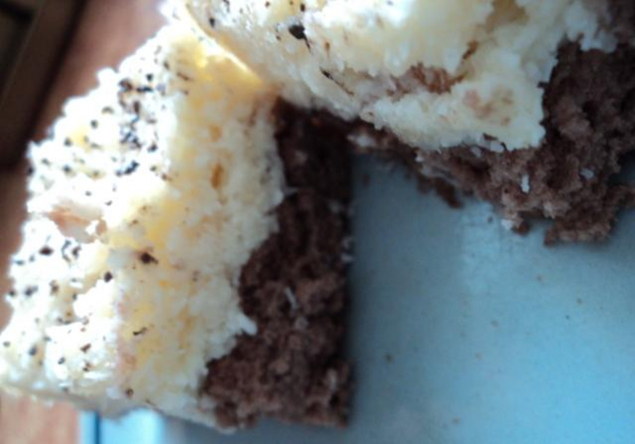 ciasto czekoladowe z kokosem foto