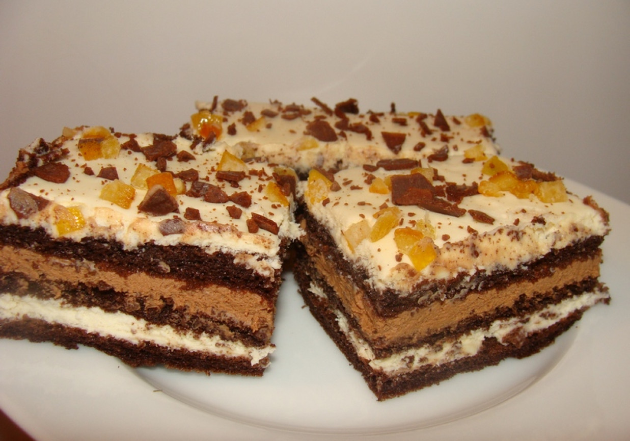 Ciasto czekoladowe z likierem  foto