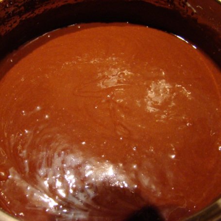 Krok 6 - Ciasto czekoladowe z migdałami  foto