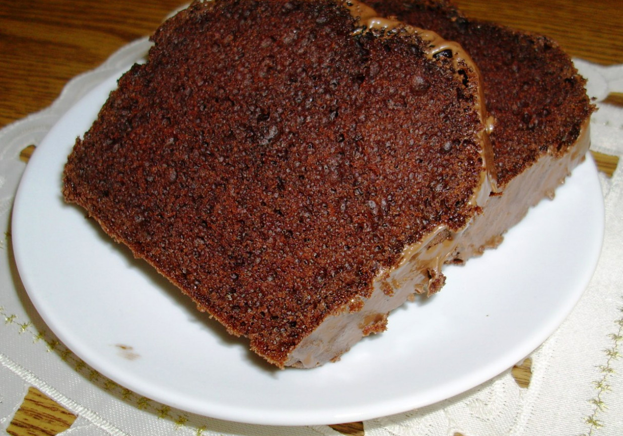 ciasto czekoladowe z orzechami foto