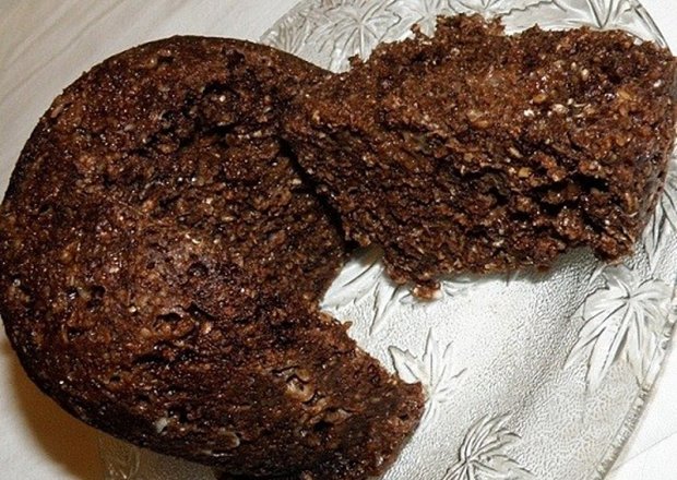 Fotografia przedstawiająca Ciasto czekoladowe z otrębami - z mikrofalówki