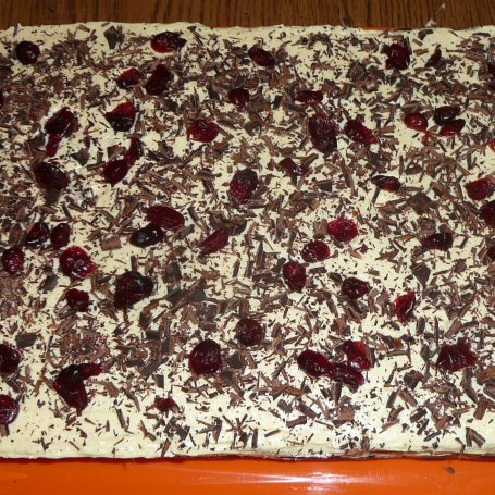 Krok 22 - Ciasto czekoladowe z żurawiną foto